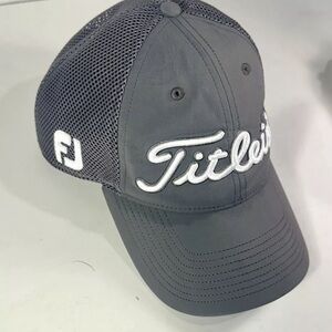 Titleist Foot Joy Pro V1 Mesh SnapBack Adjustable Hat. Gray
